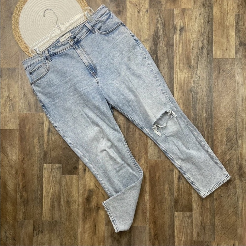 Abercrombie & Fitch Light Blue Women Jeans